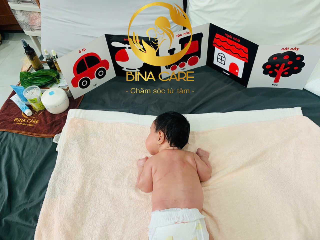 khoá học tắm bé sau sinh tphcm