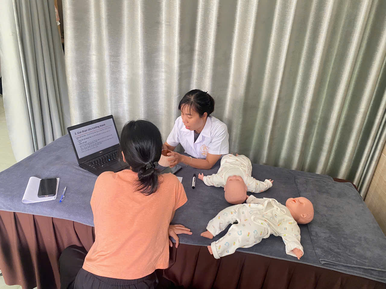 đào tạo chăm sóc bé sau sinh tphcm