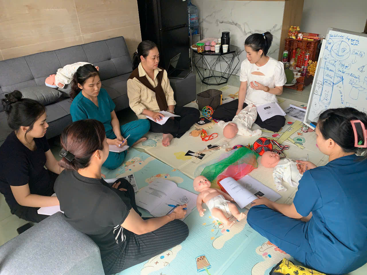 đào tạo chăm sóc bé sau sinh tphcm